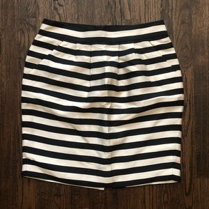Black & Ivory Striped Skirt Banana Republic Pocket